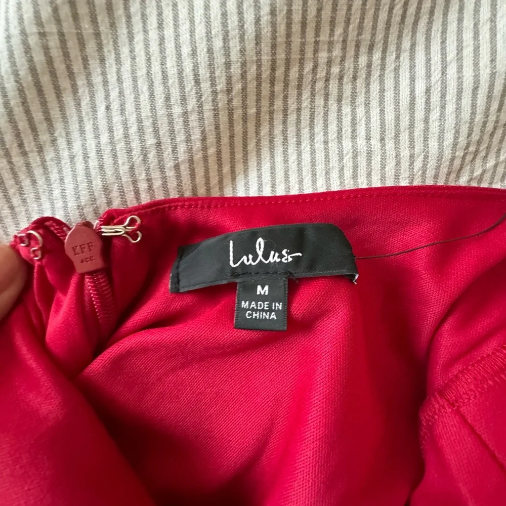 NWT Lulus asymmetric red formal dress - M - Picture 4 of 4